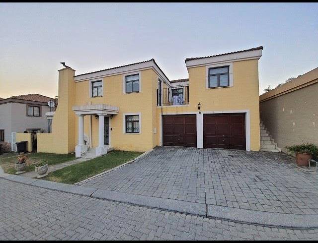 3 BEDROOM CLUSTER SOLD IN HALFWAY GARDENS